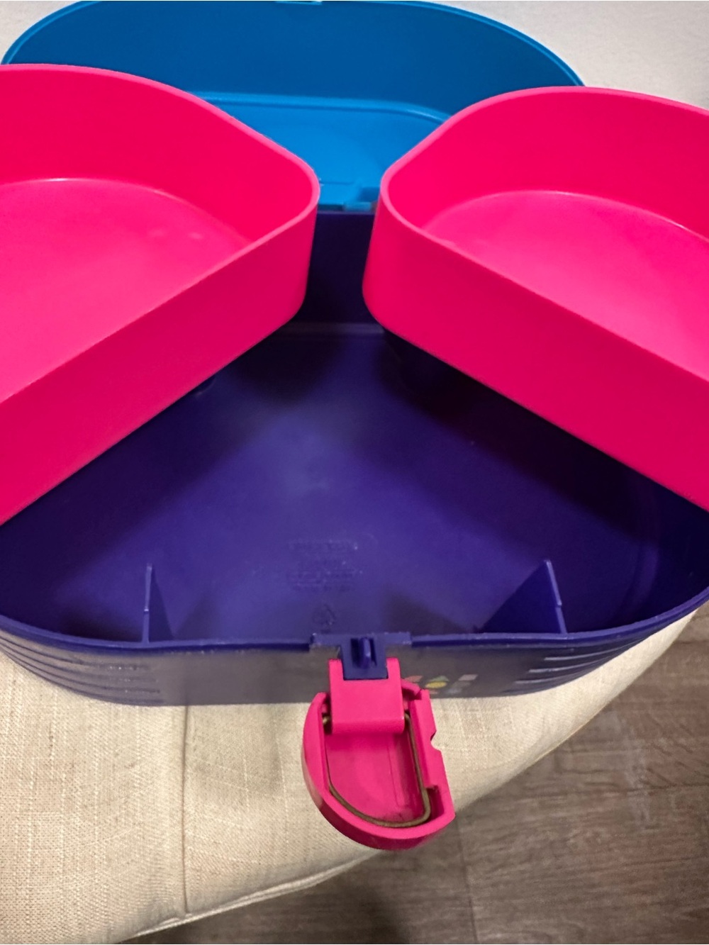 Caboodles Blue and Purple Storage Case with Pink Handle - Picture 7 of 8